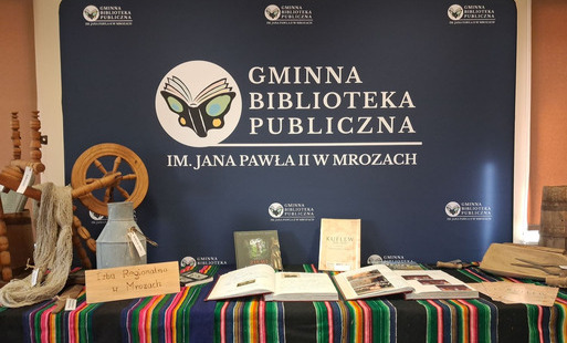 zdjęcie z otwarcia wystawy